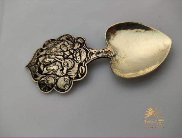 عسل خوری عروس و داماد
